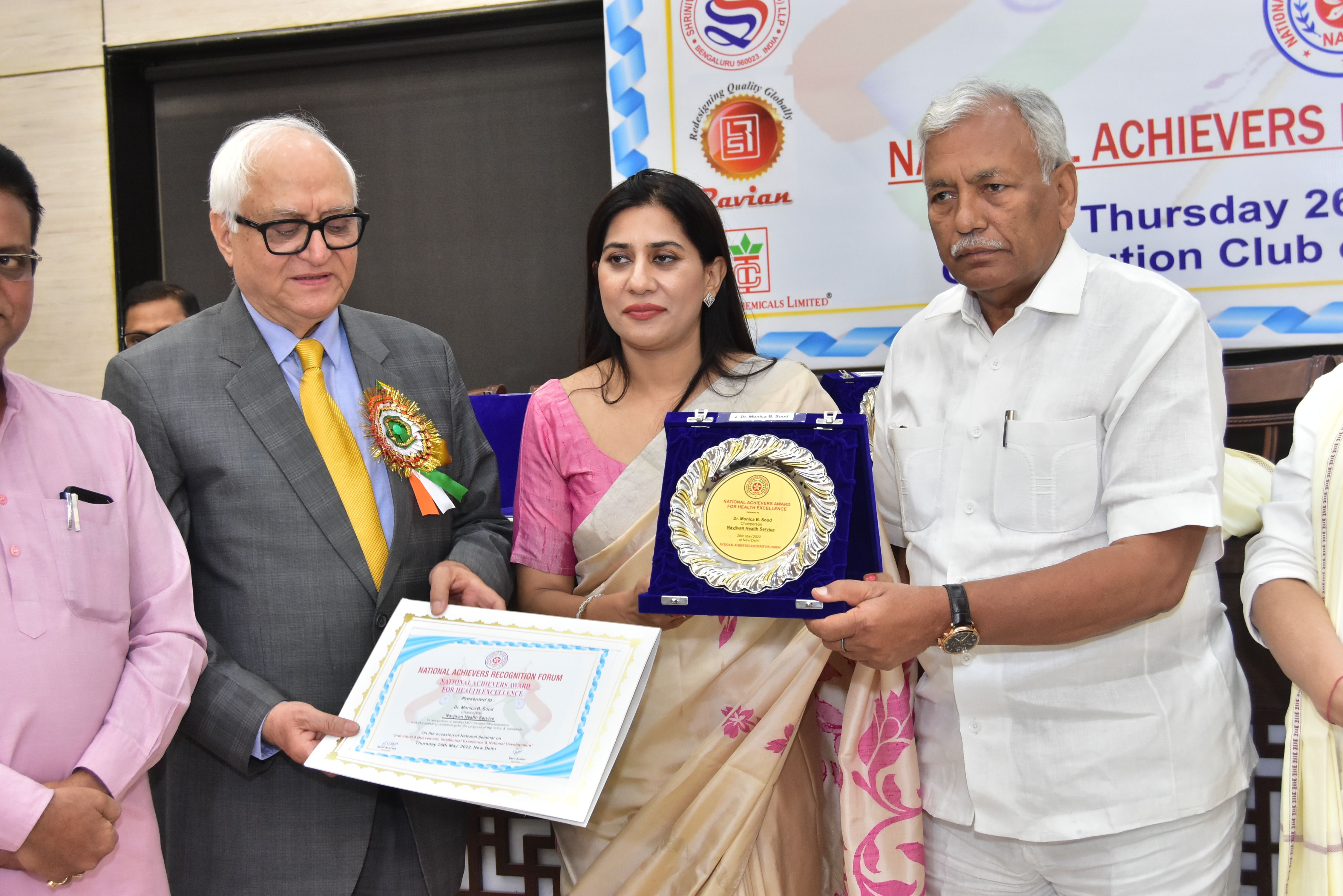 Dr. Monika Sood Receiving the Award Honorable Speaker Delhi Vidhan Sabha Sh. Ram Niwas Goel. 